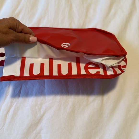 2 Lululemon Small Tote Bags - Picture 4 of 10
